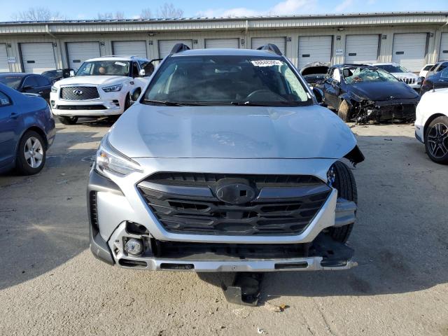  SUBARU OUTBACK 2023 Серебристый