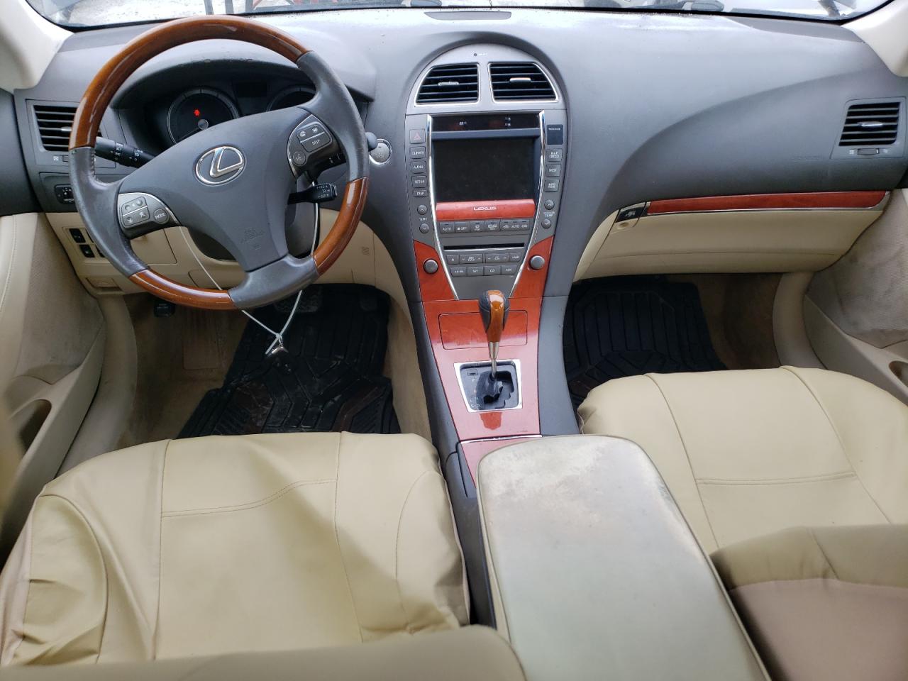2010 Lexus ES - Image 8