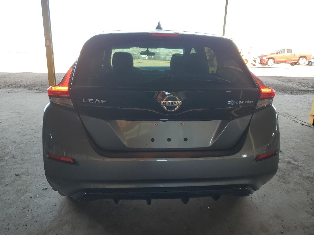 2018 Nissan Leaf - Image 6