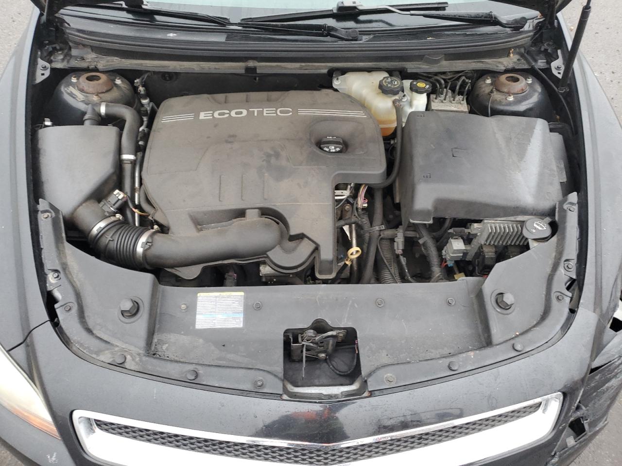 2010 Chevrolet Malibu - Image 11