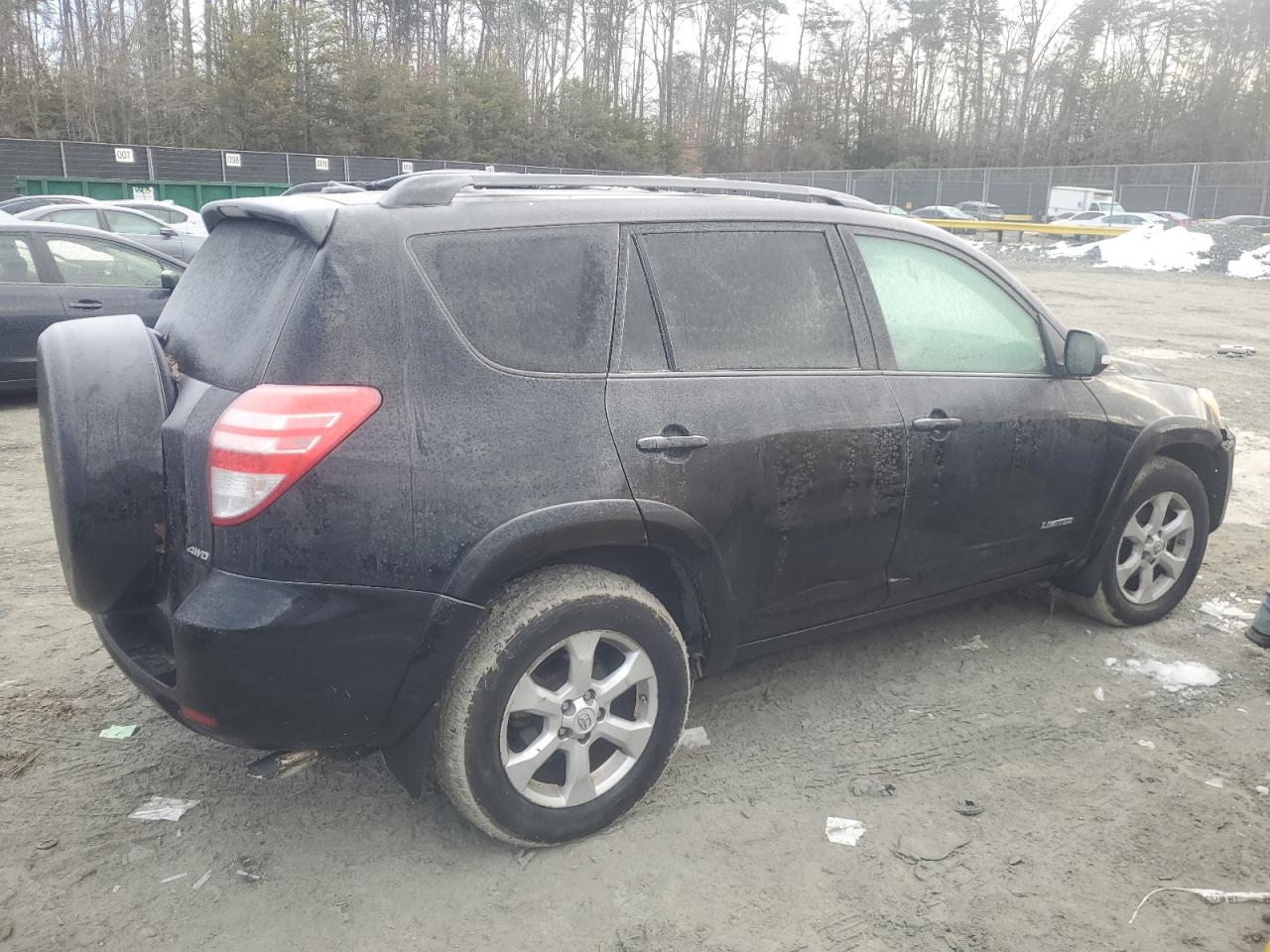 2011 Toyota RAV 4 - Image 3