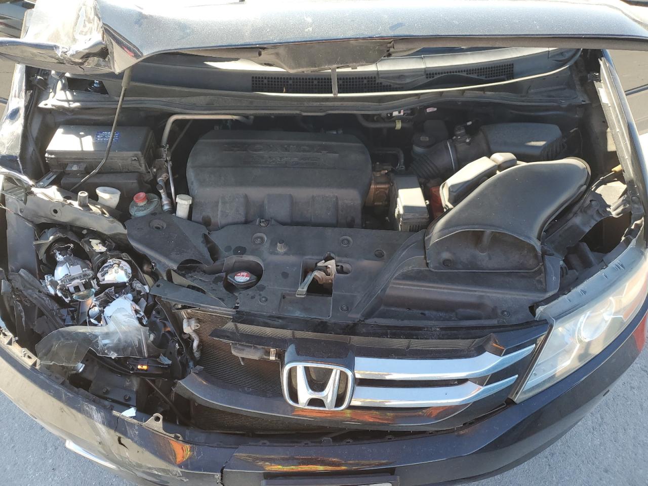 2016 Honda Odyssey - Image 14