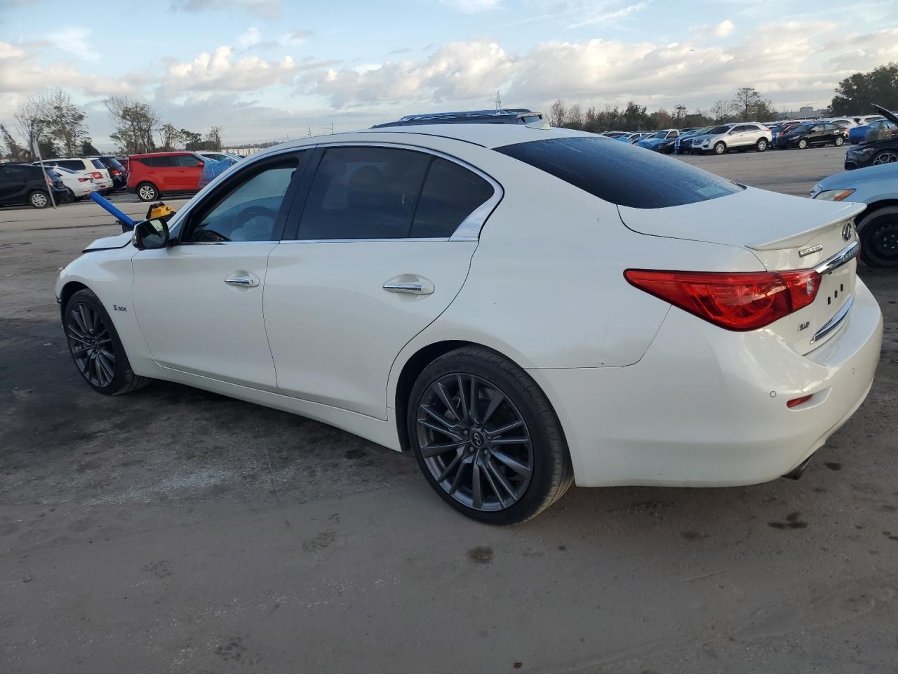 2016 Infiniti Q50 - Image 2