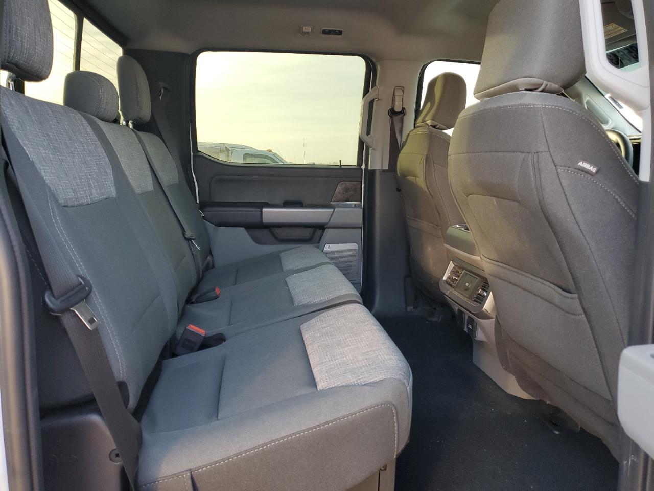 2023 Ford F250 - Image 10