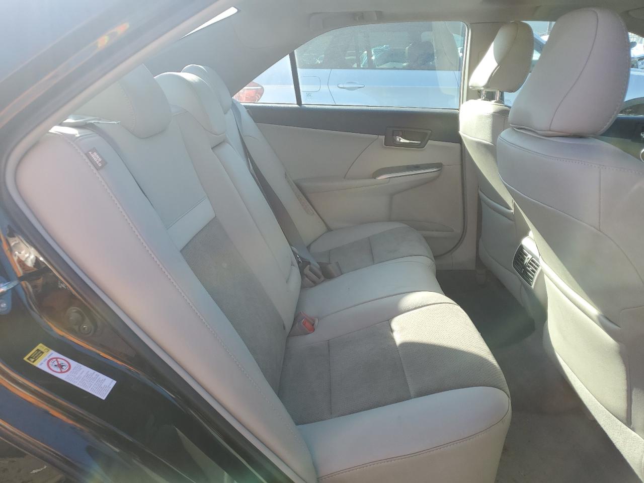 2012 Toyota Camry - Image 10