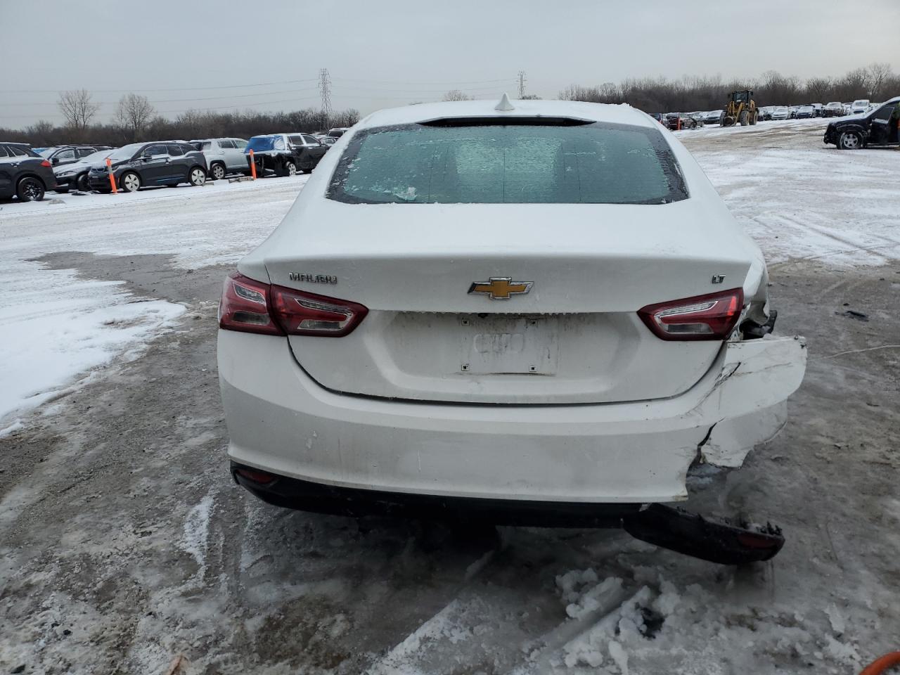 2019 Chevrolet Malibu - Image 6