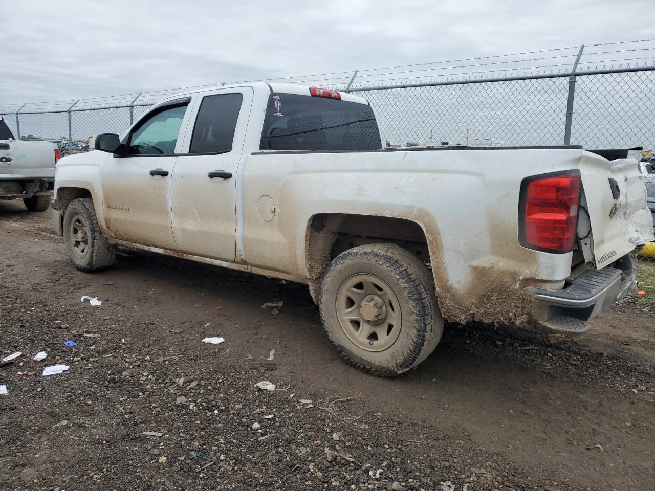 2014 Chevrolet Silverado - Image 2
