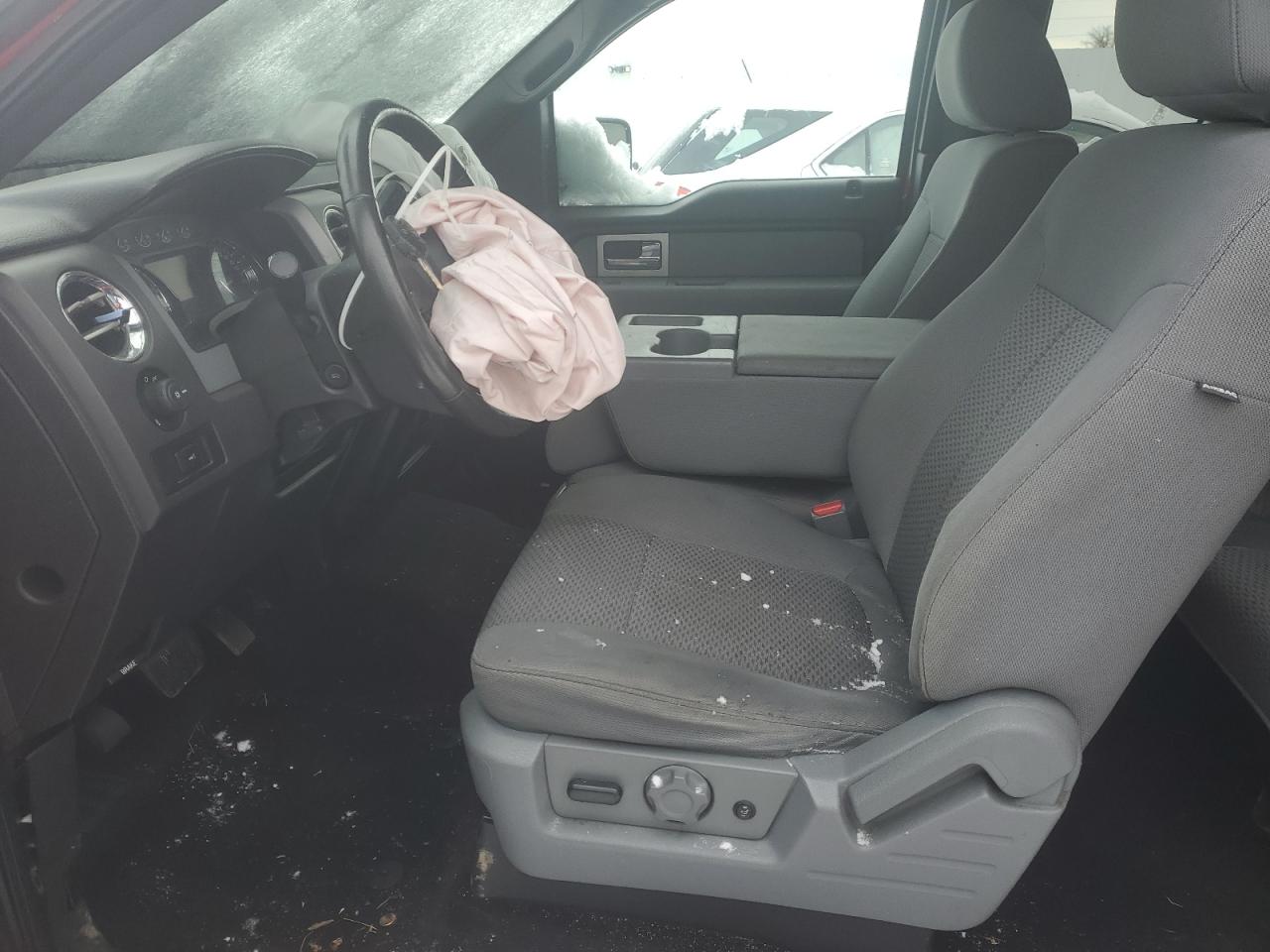 2011 Ford F-150 - Image 7