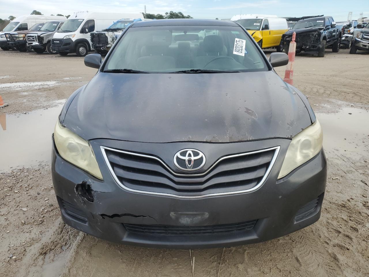 2010 Toyota Camry - Image 5