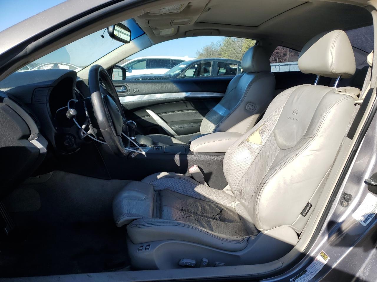 2009 Infiniti G - Image 7