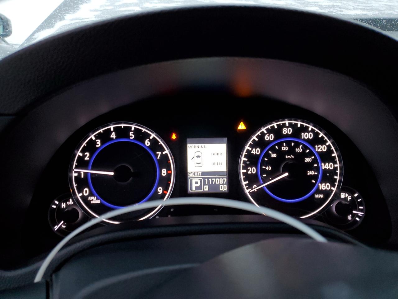 2011 Infiniti G - Image 9