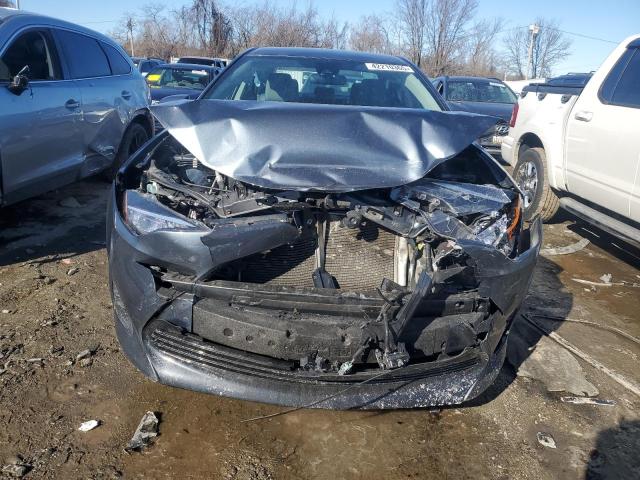  TOYOTA COROLLA 2017 Серый