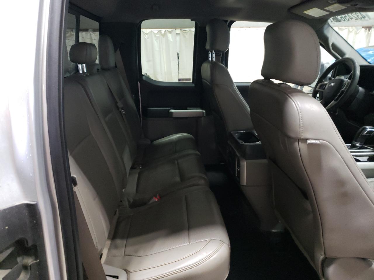 2016 Ford F-150 - Image 10