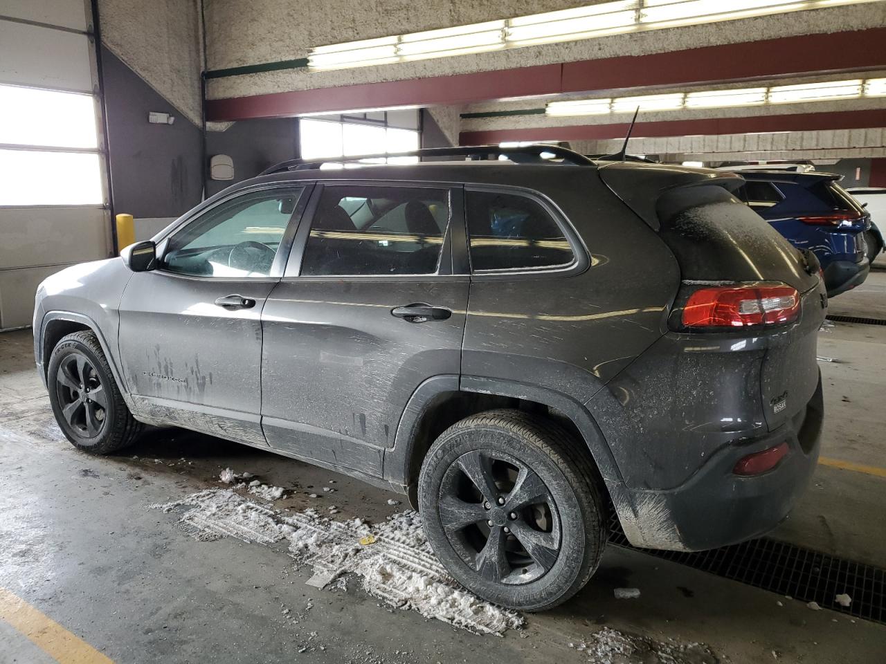 2016 Jeep Grand Cherokee - Image 2