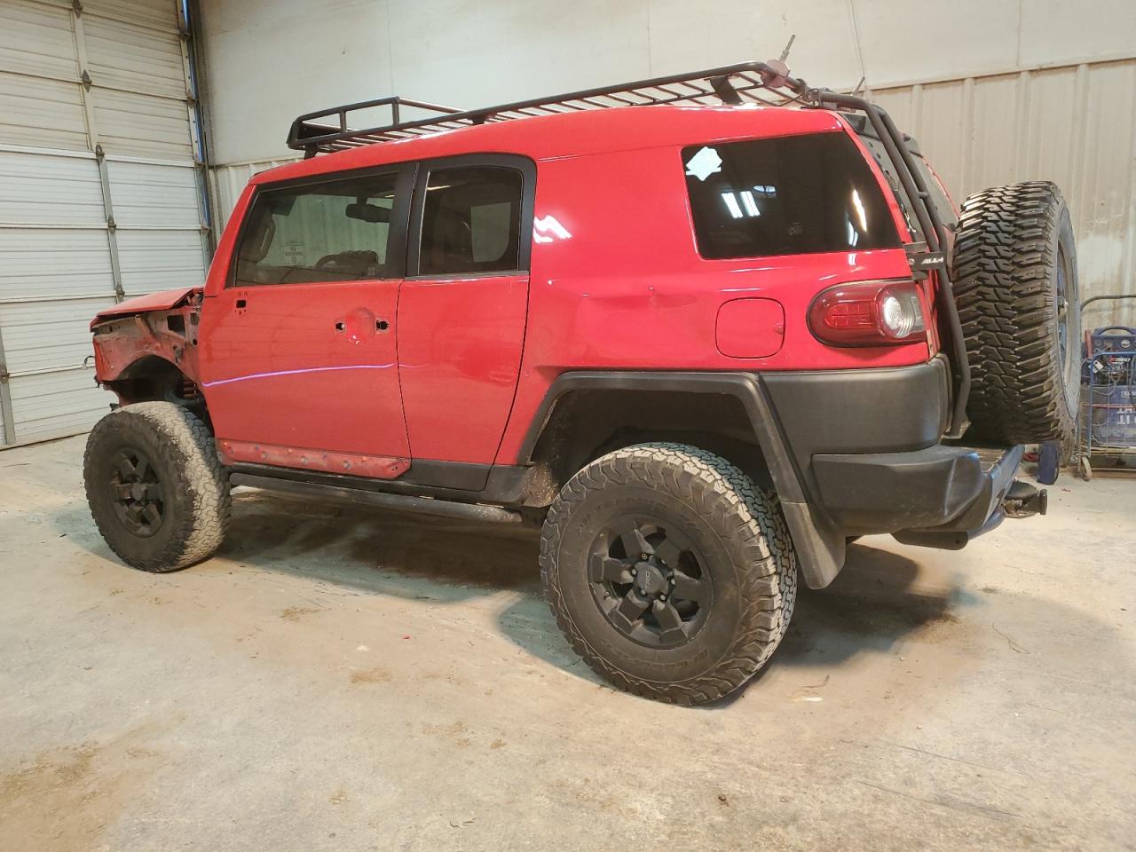2012 Toyota FJ Cruiser - Image 2