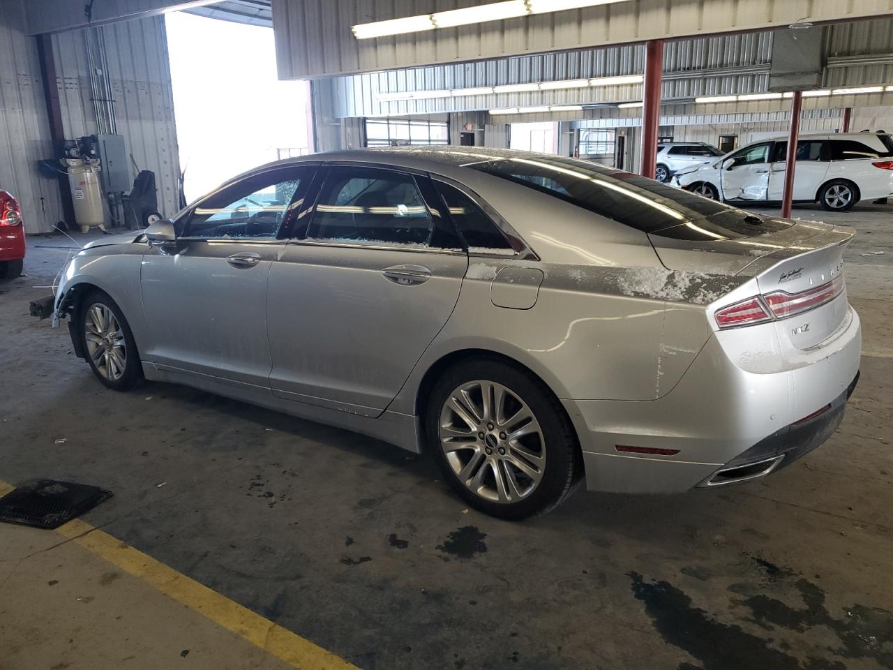 2016 Lincoln MKZ - Image 2
