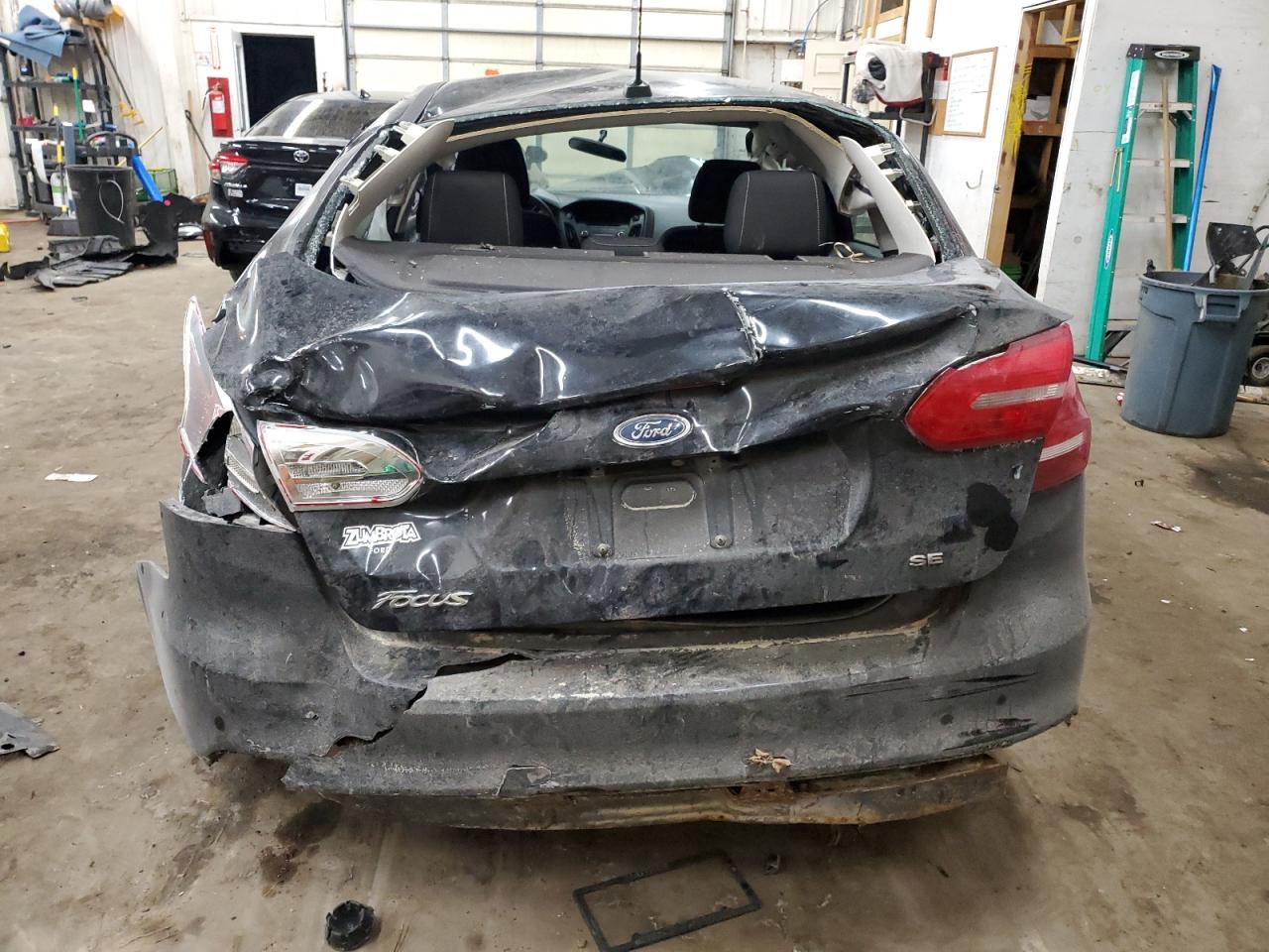 2017 Ford Focus - Image 6