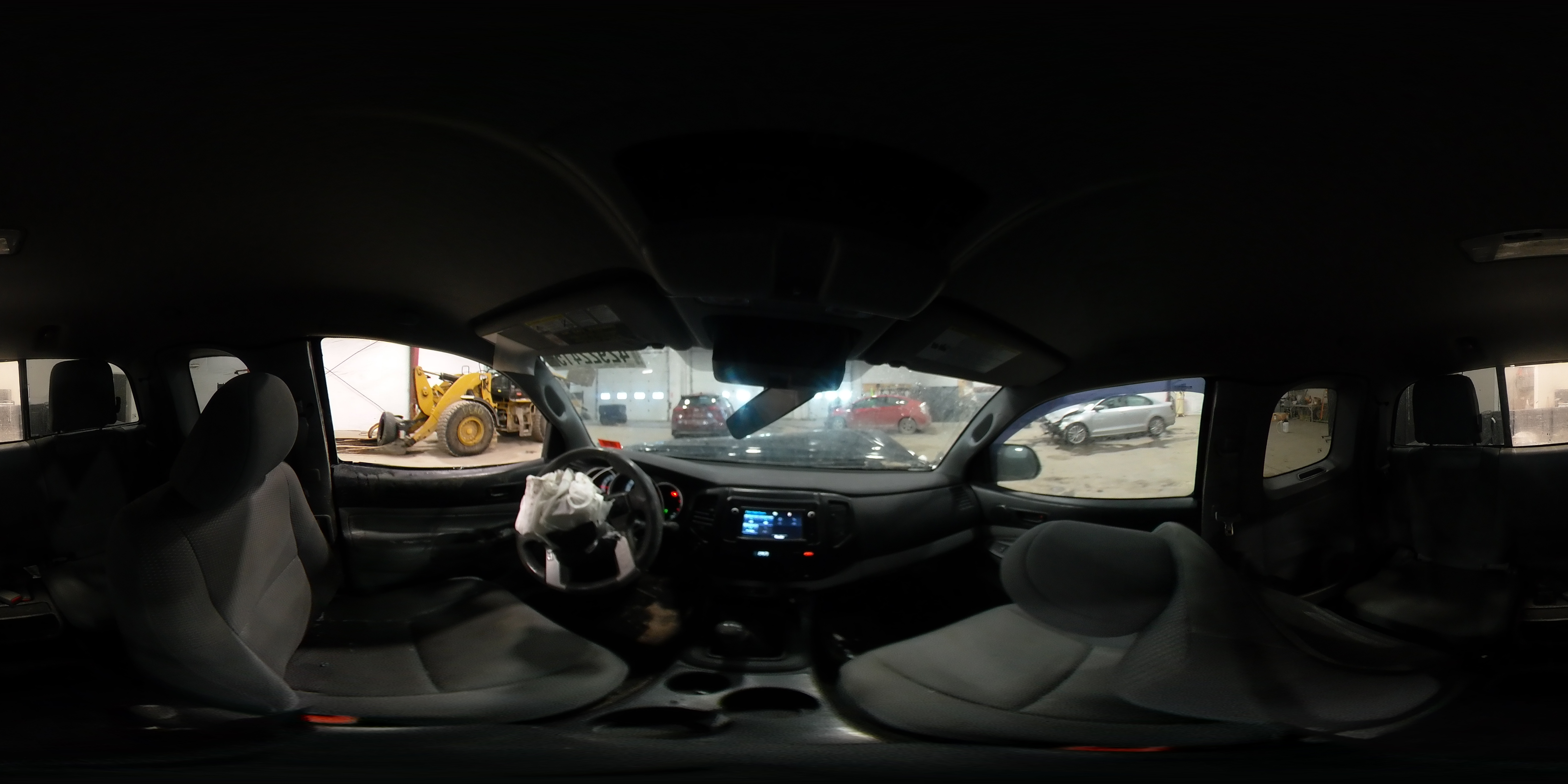 2014 Toyota Tacoma - Image 13