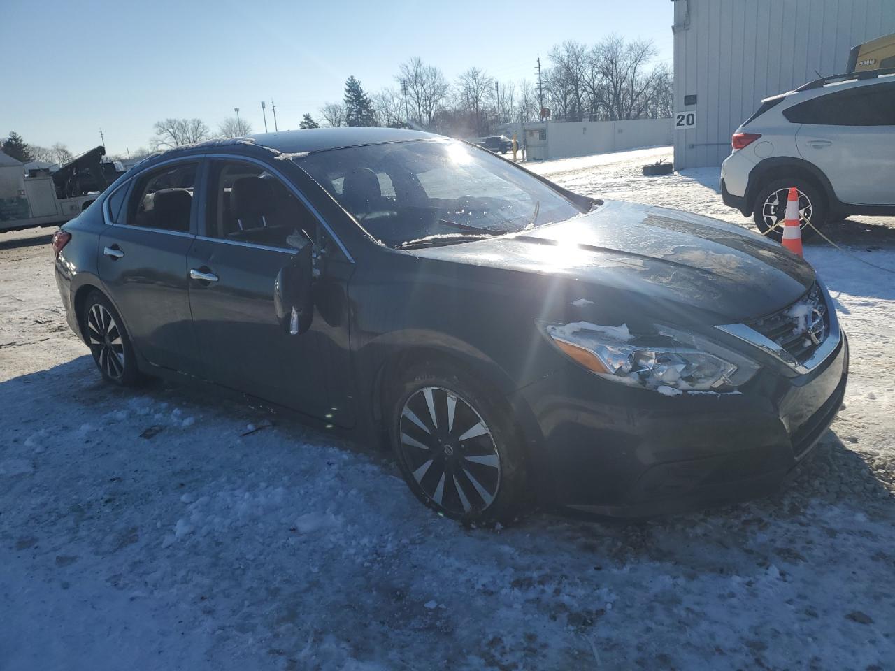 2018 Nissan Altima - Image 4