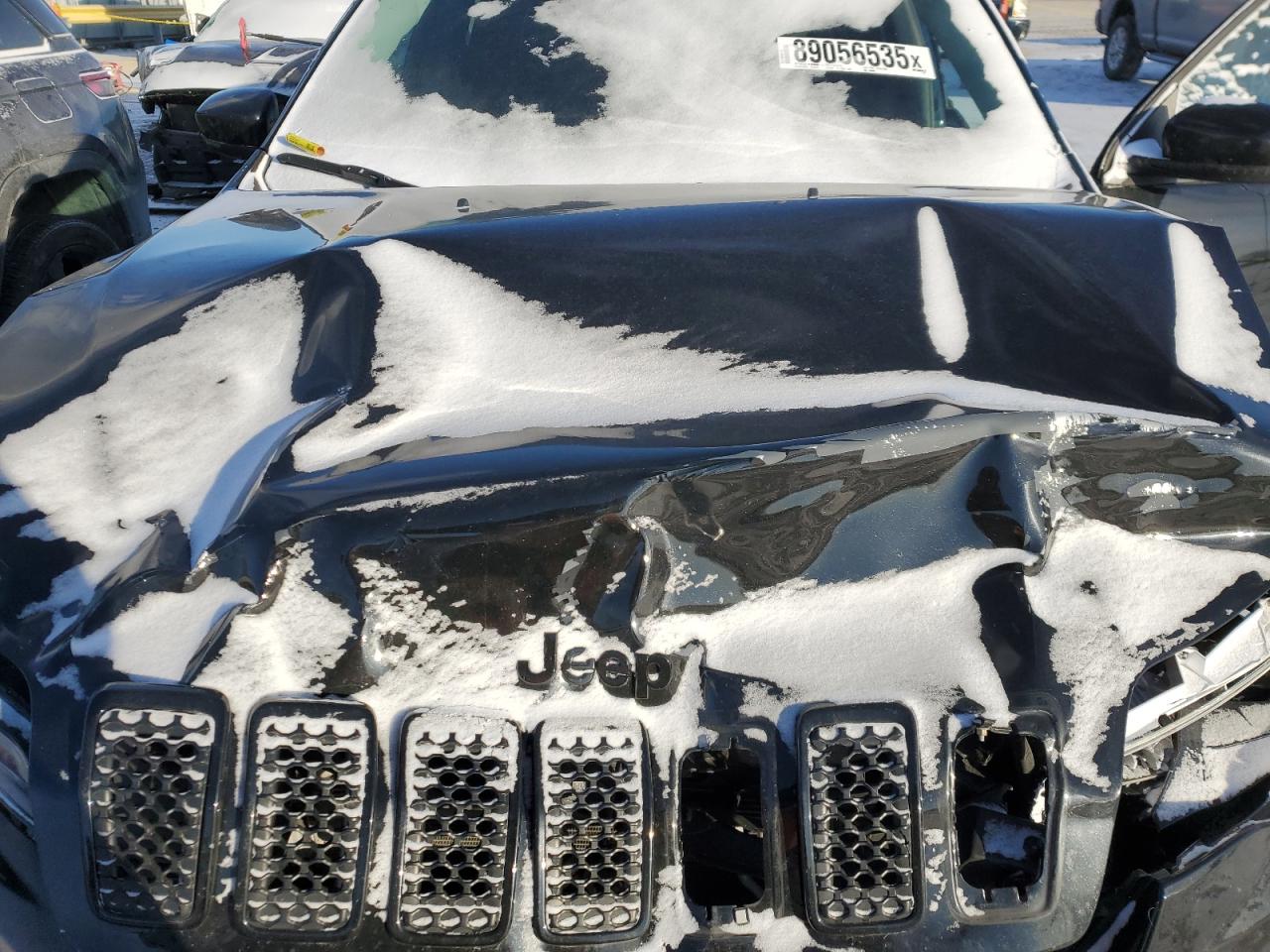 2019 Jeep Grand Cherokee - Image 12