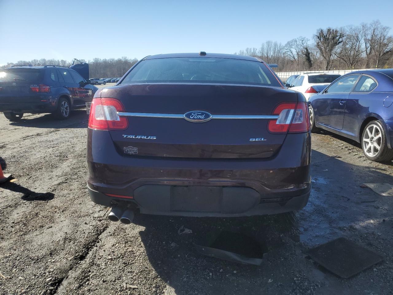 2011 Ford Taurus - Image 6
