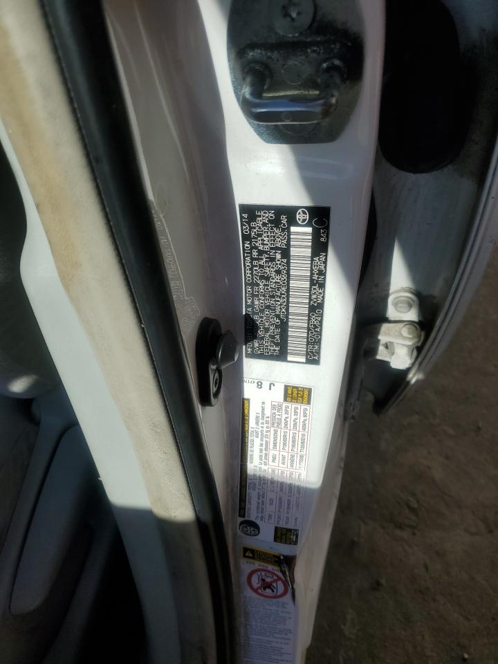 2014 Toyota Prius - Image 12