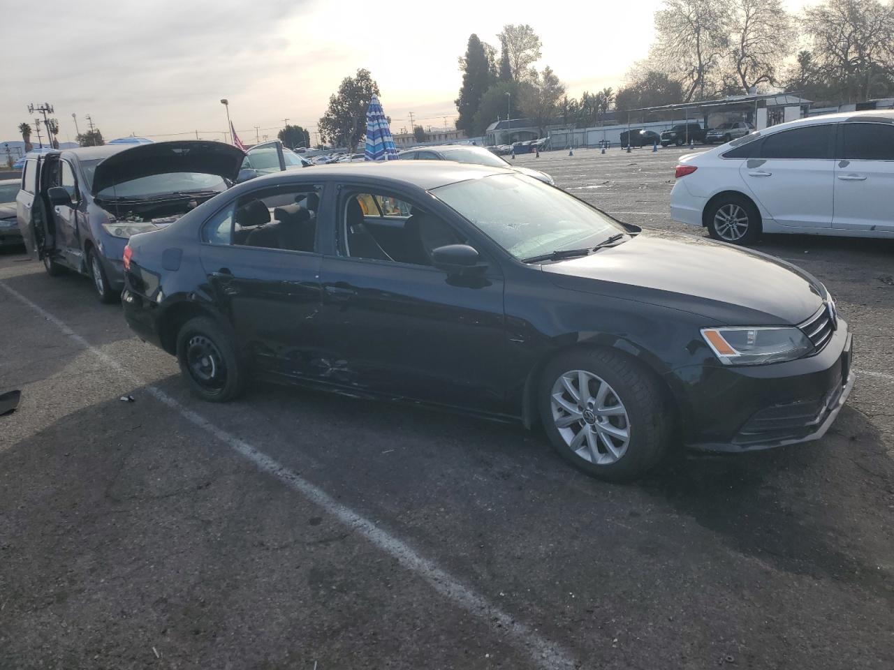 VIN 3VWD17AJ4FM302019 2015 VOLKSWAGEN JETTA no.4