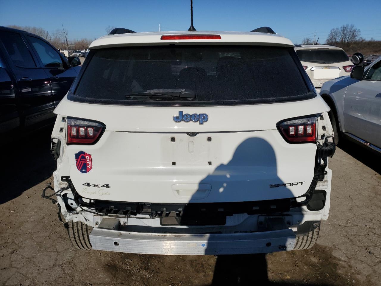 2017 Jeep Compass - Image 6