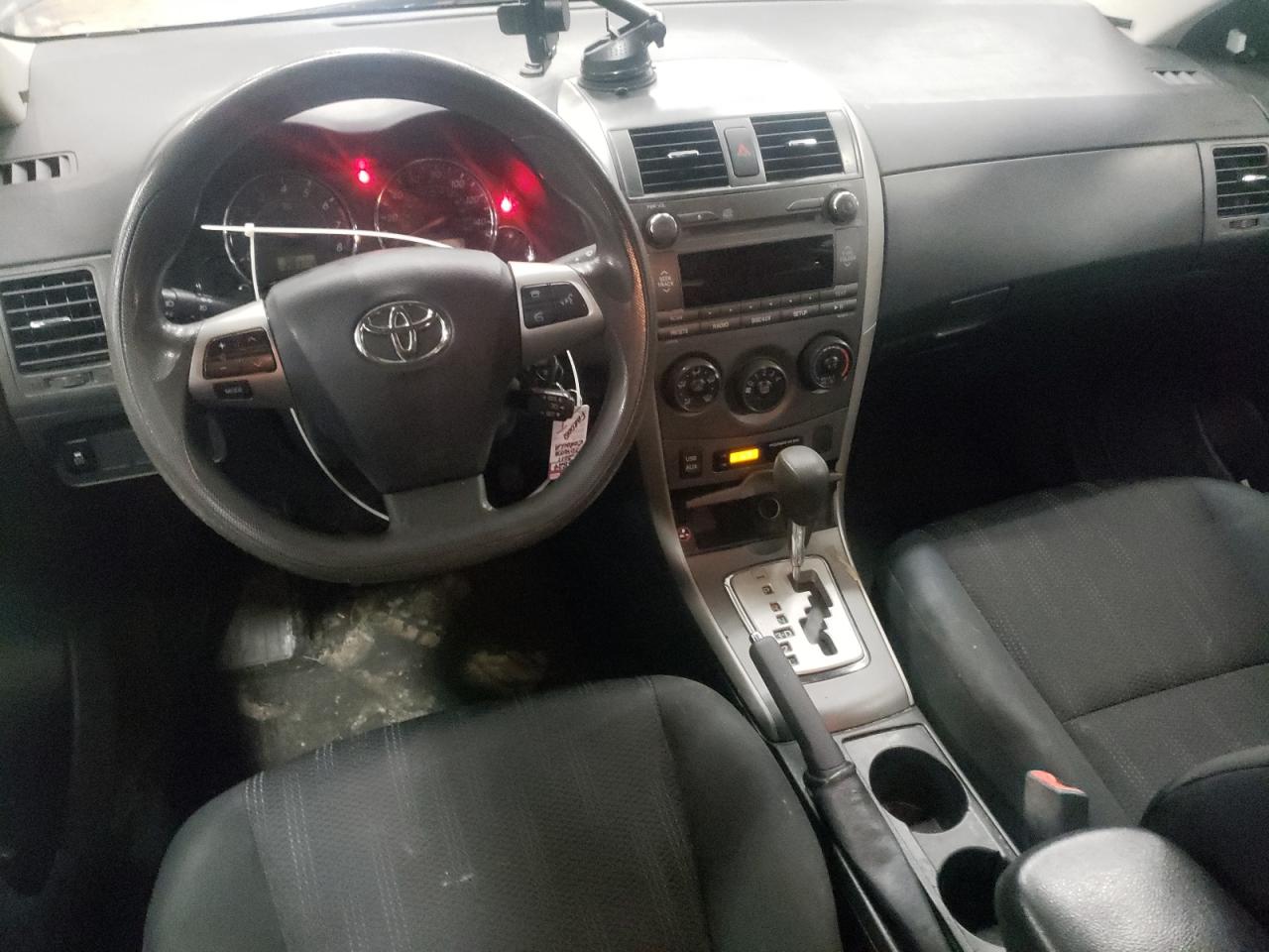 2011 Toyota Corolla - Image 8