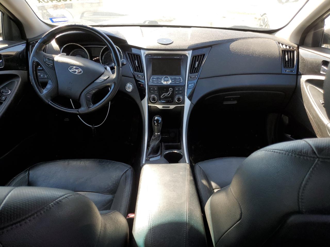 2011 Hyundai Sonata - Image 8