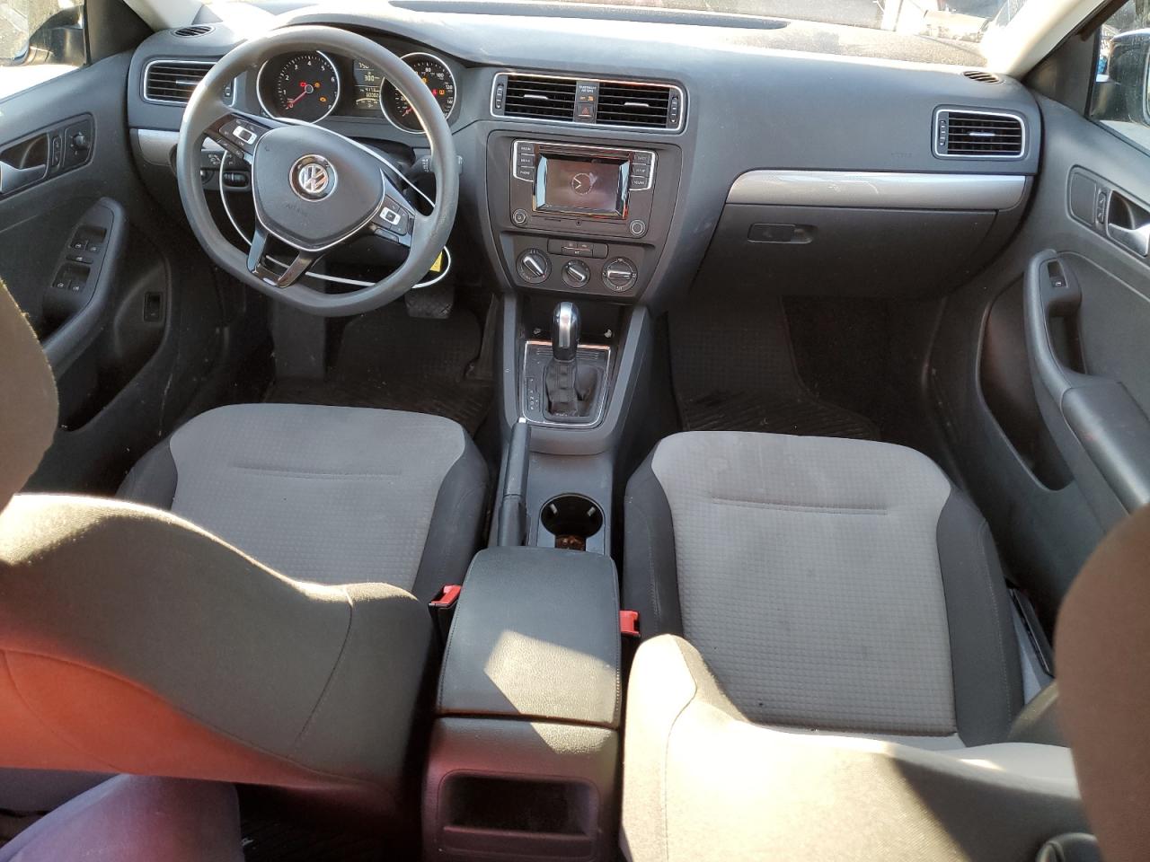 2018 Volkswagen Jetta - Image 8