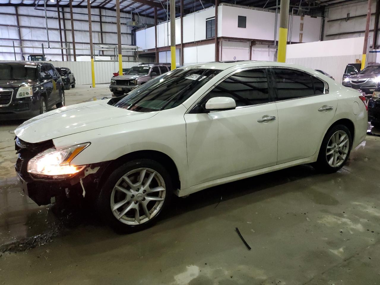 2010 Nissan Maxima - Image 1
