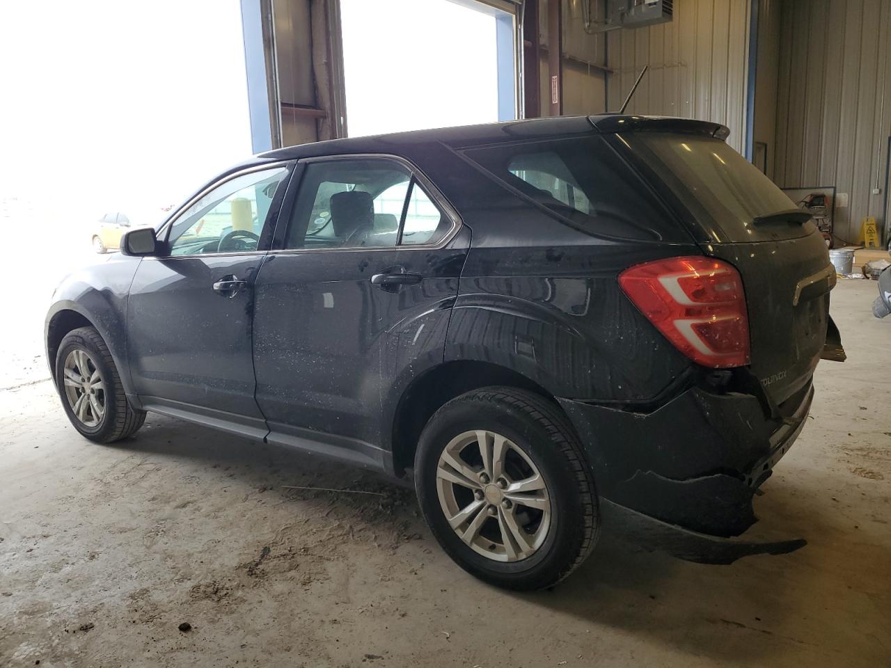 2017 Chevrolet Equinox - Image 2
