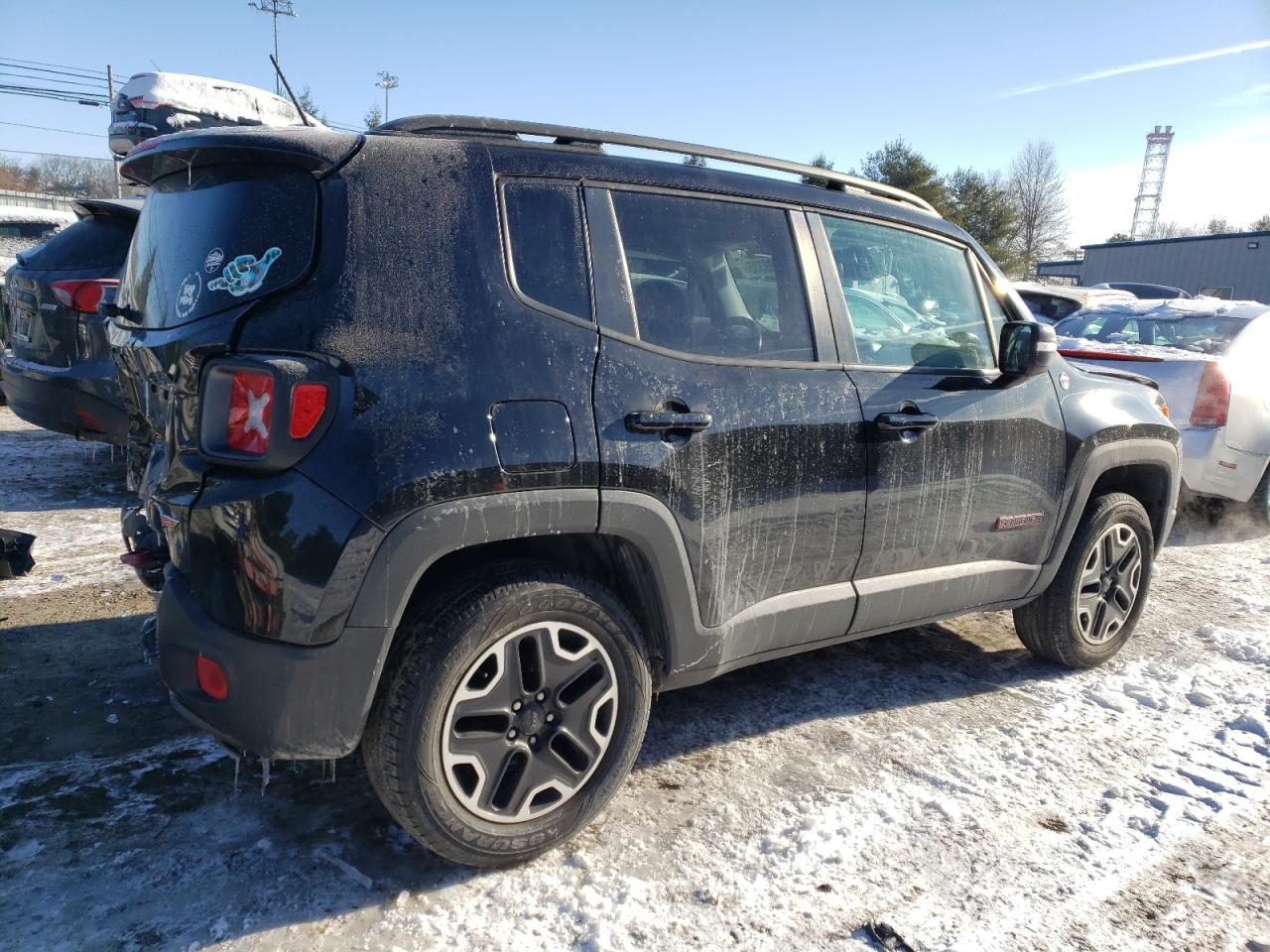 2016 Jeep Renegade - Image 3