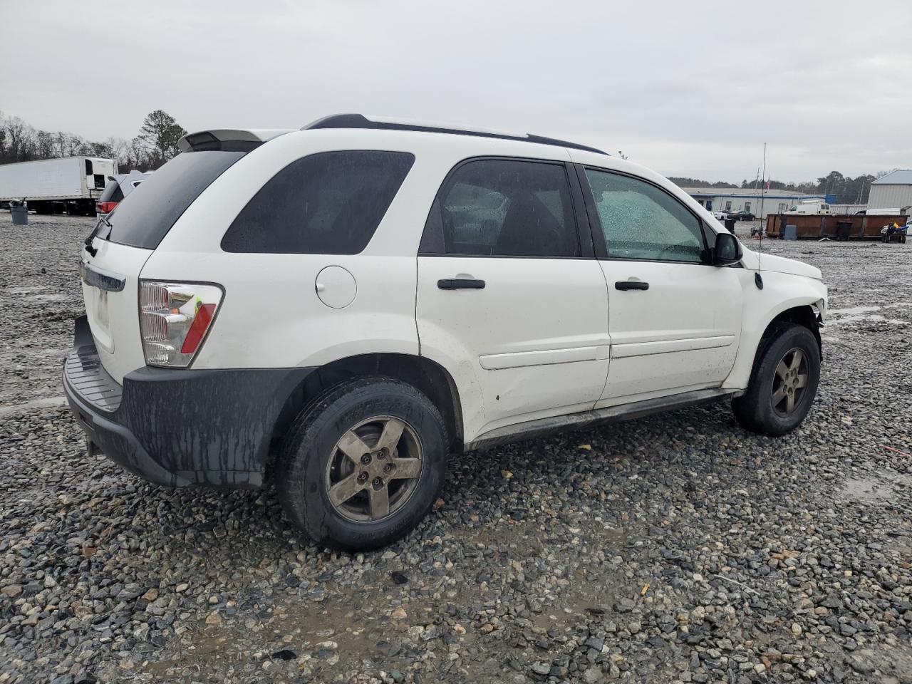 2005 Chevrolet Equinox - Image 3
