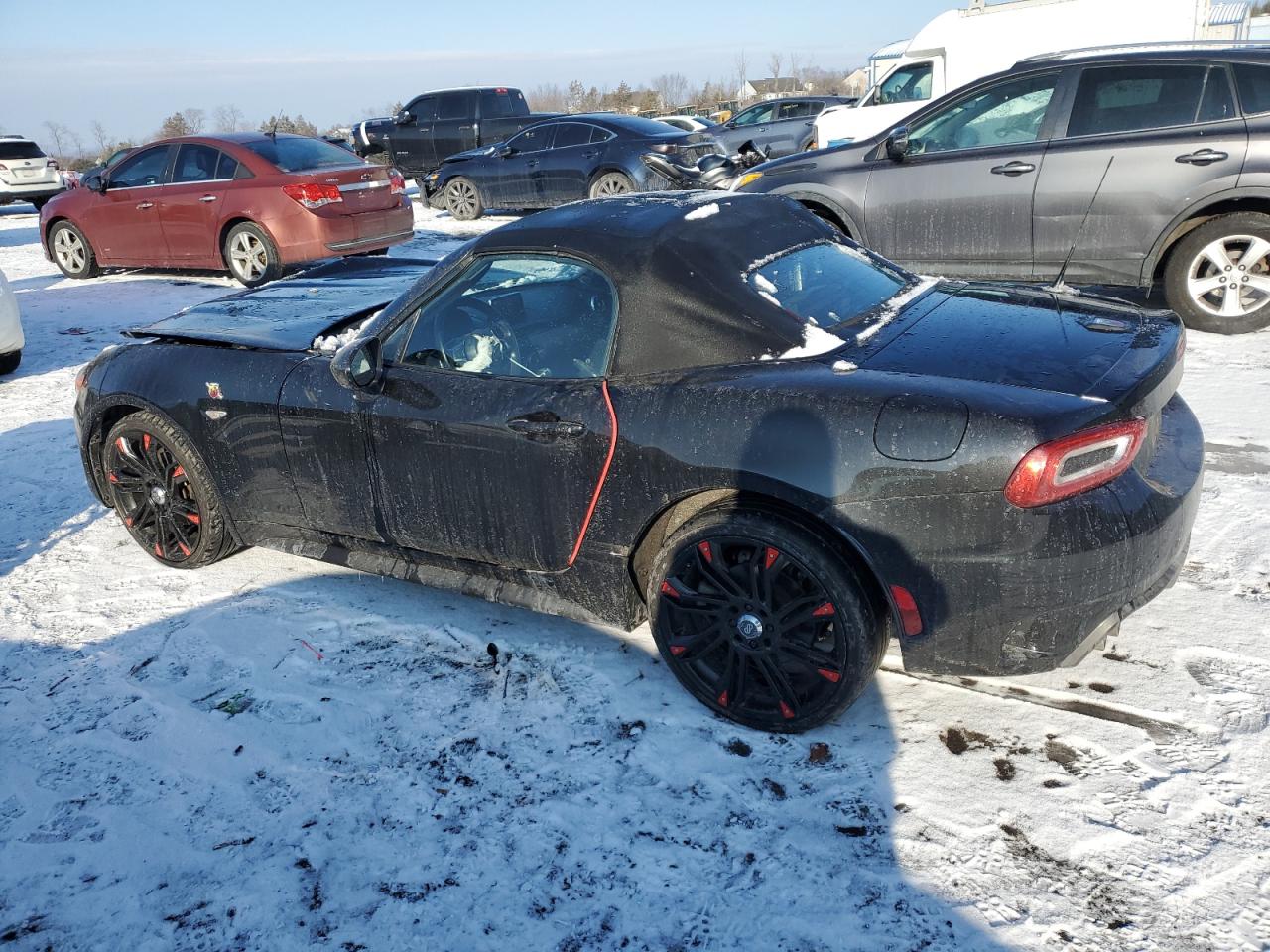 2017 Fiat 124 Spider - Image 2