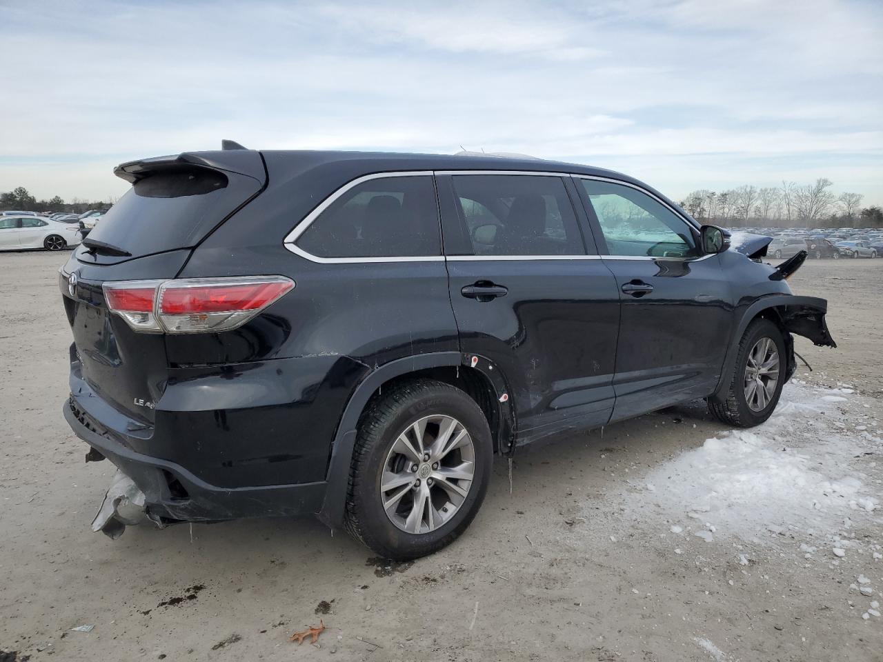 2014 Toyota Highlander - Image 3