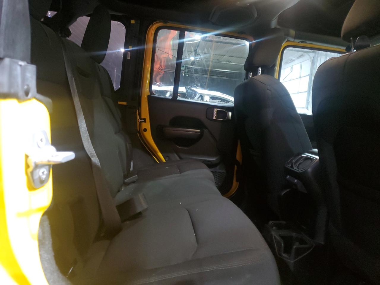 2019 Jeep Wrangler - Image 11