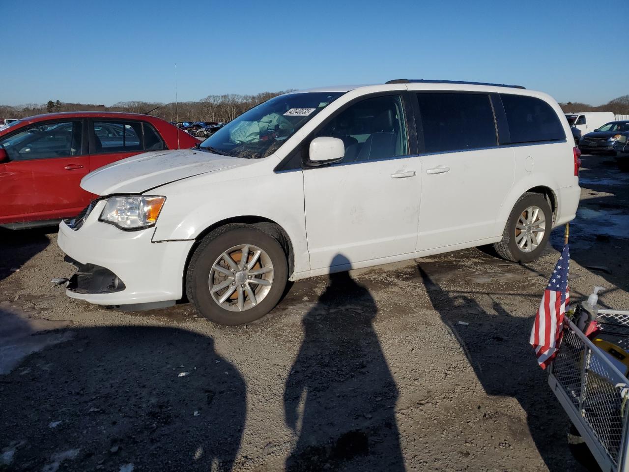 2019 Dodge Caravan - Image 1