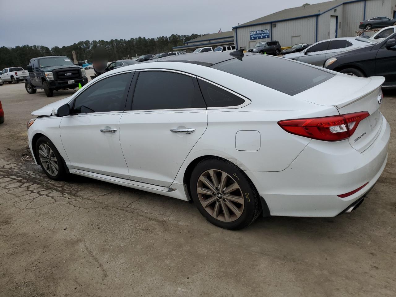2016 Hyundai Sonata - Image 2