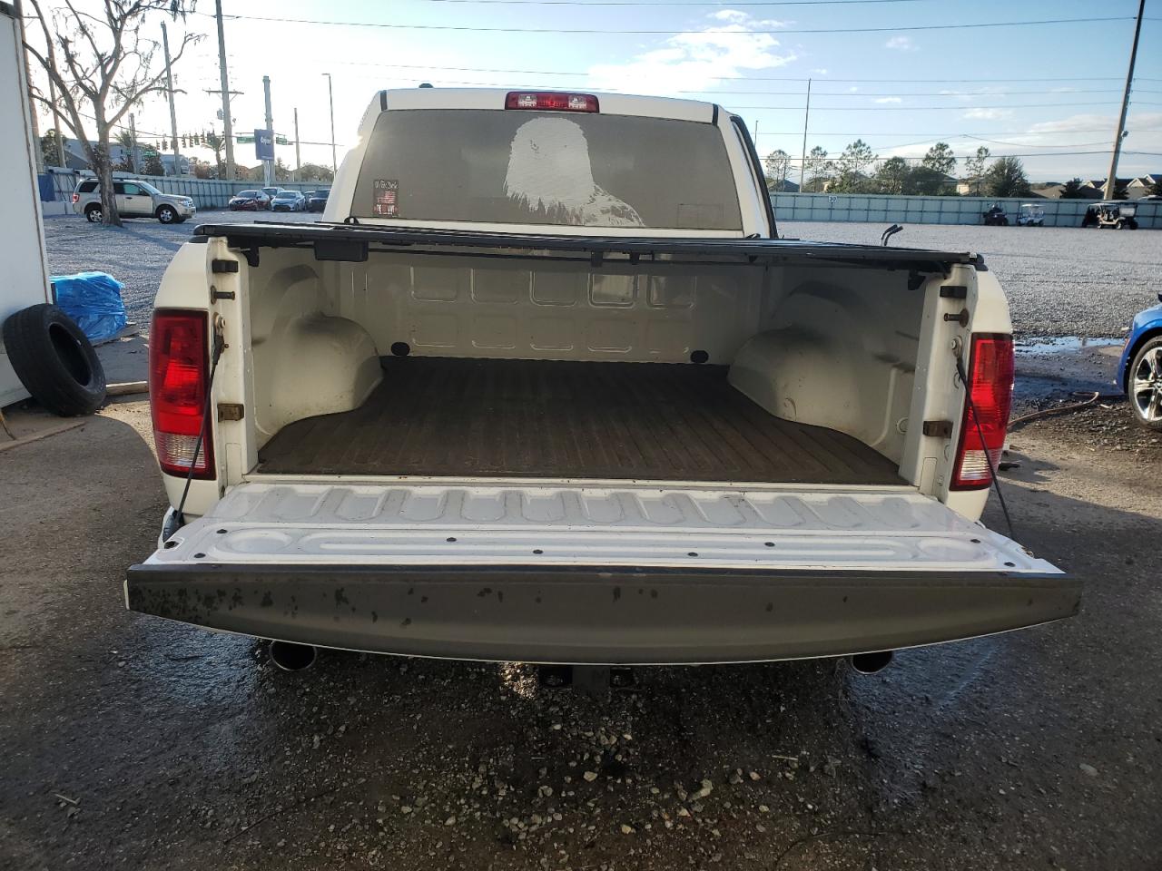 2015 RAM 1500 - Image 6
