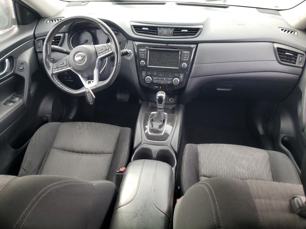 2018 Nissan Rogue - Image 8