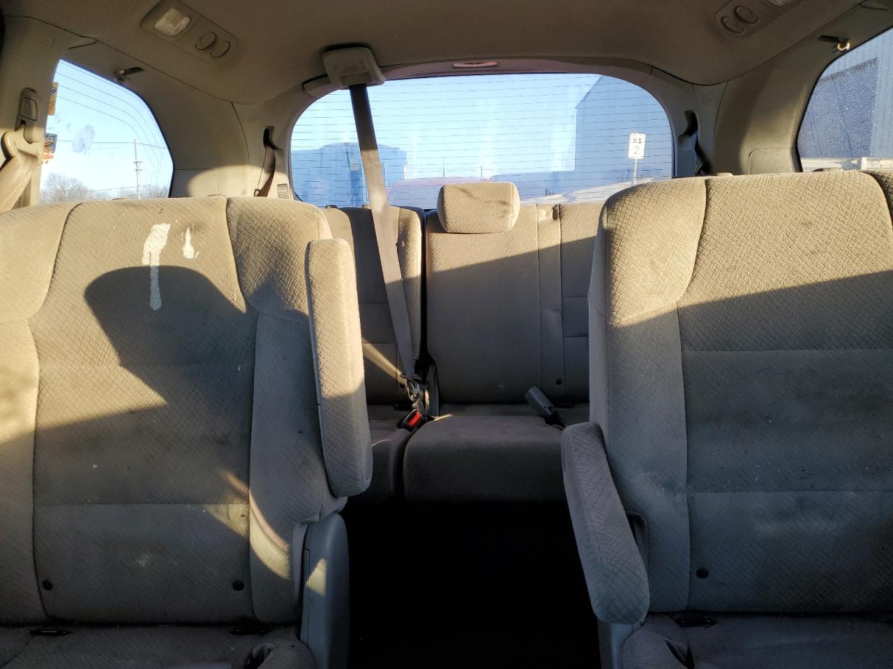 2016 Honda Odyssey - Image 10