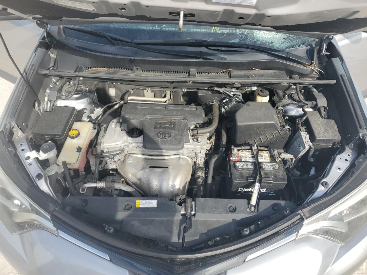 2016 Toyota RAV 4 - Image 14