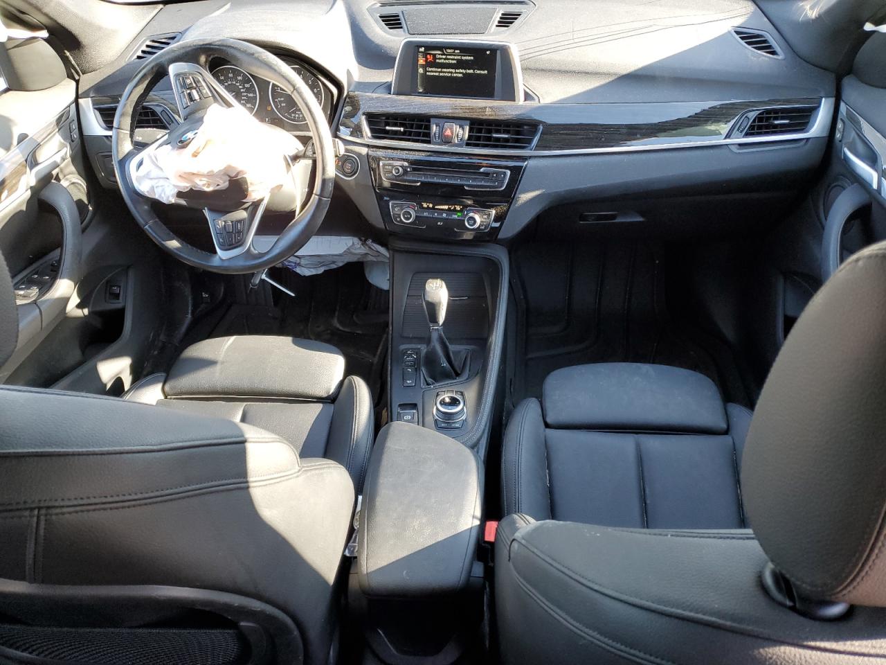 2017 BMW X1 - Image 8