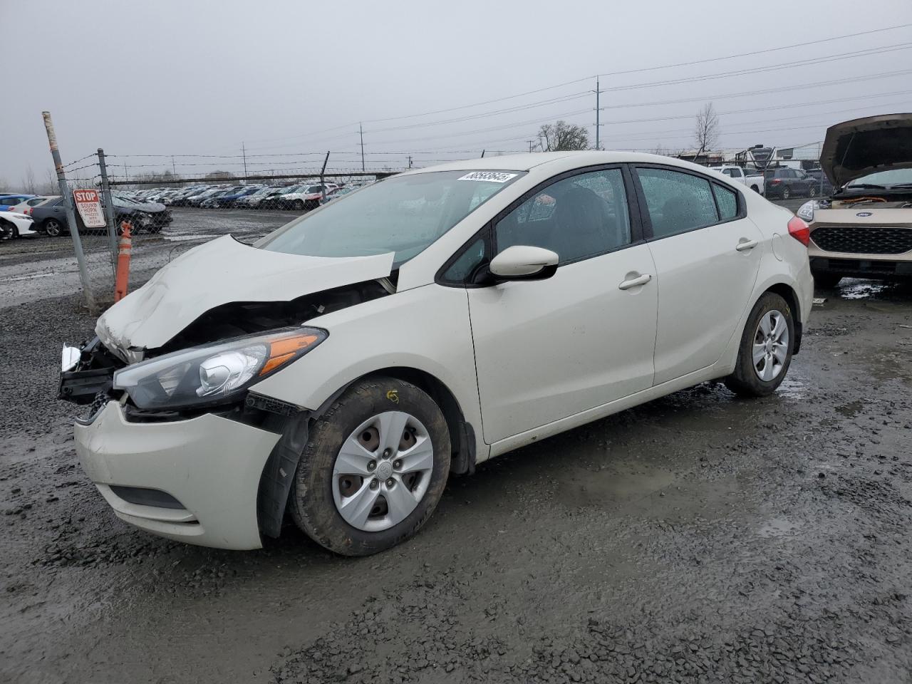 2015 Kia Forte Lx for Sale in Eugene, OR - Front End