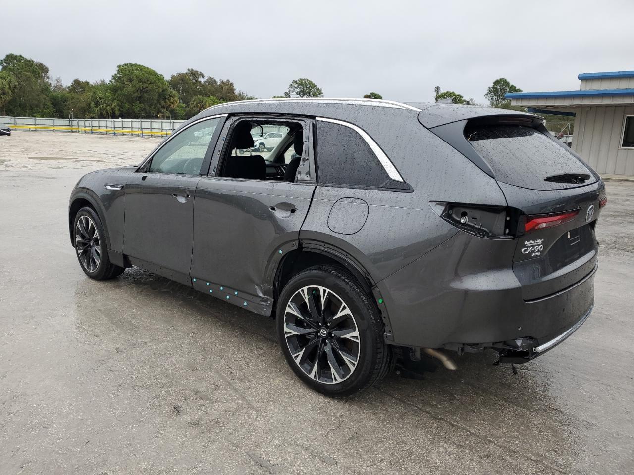 2024 Mazda CX-90 - Image 2
