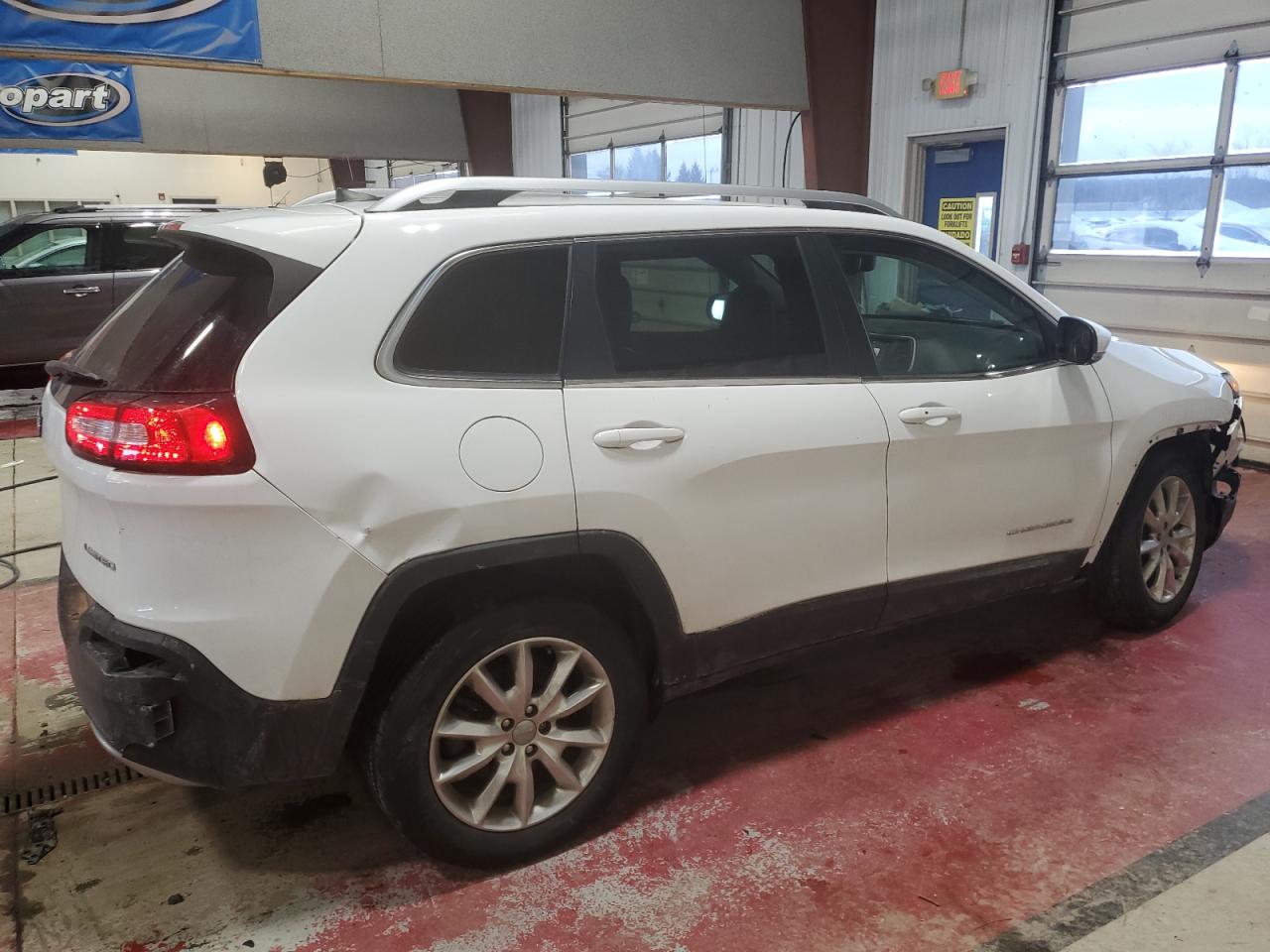 2016 Jeep Grand Cherokee - Image 3