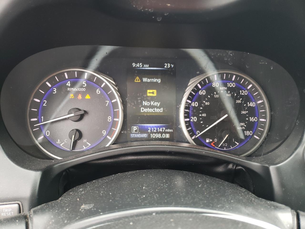 2014 Infiniti Q50 - Image 9