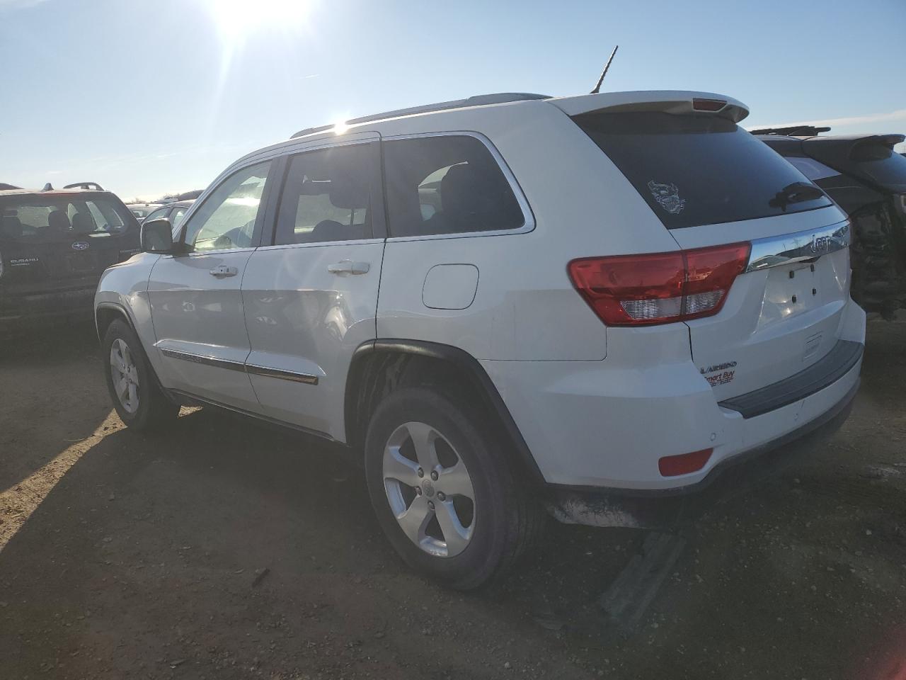 2011 Jeep Grand Cherokee - Image 2